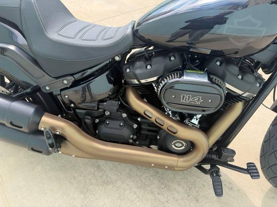 HARLEY-DAVIDSON SOFTAIL FAT BOB 114 